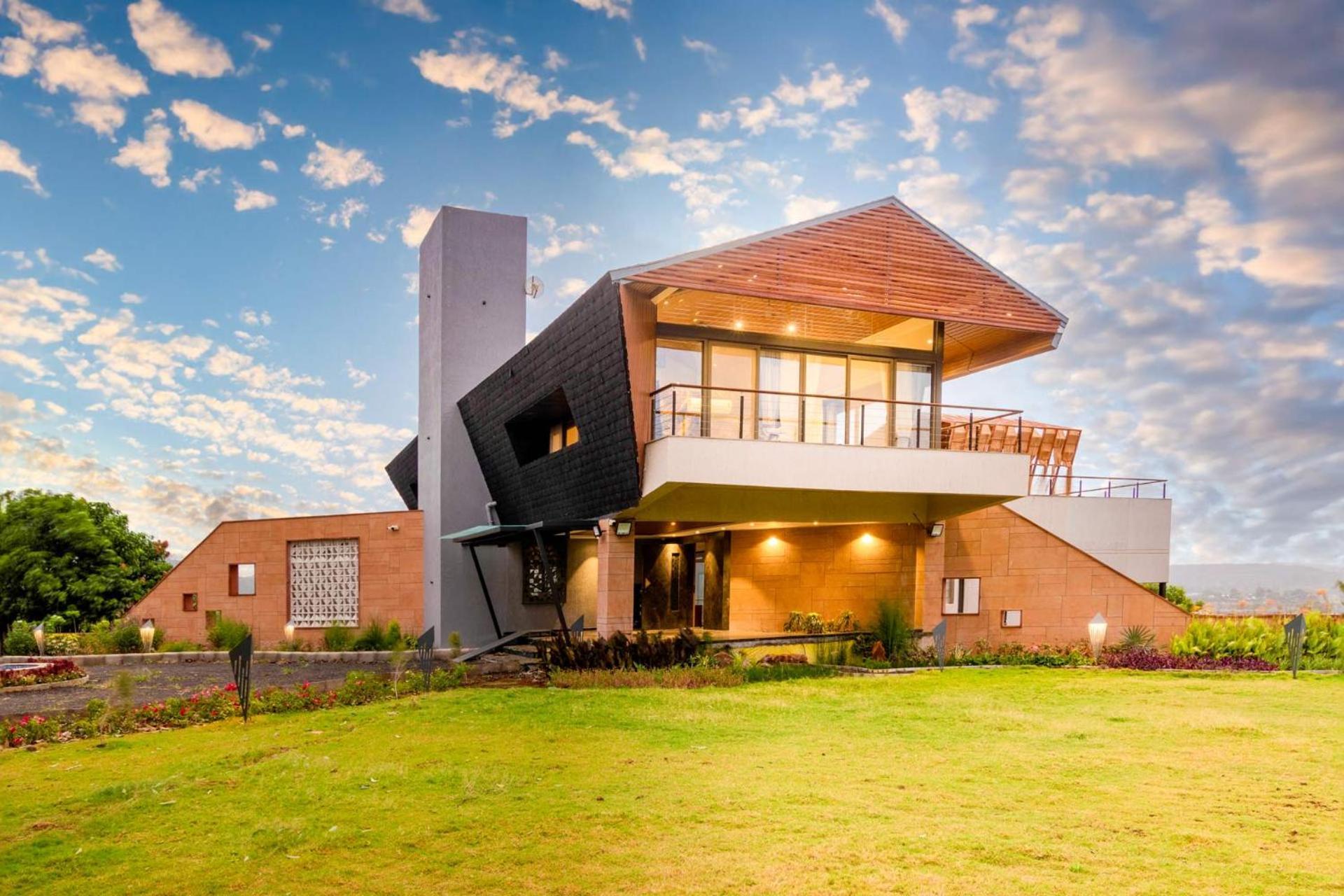Pearl Lakeview Mansion By Stayvista - Lakeside Villa With Infinity Pool, Jacuzzi, In-House Theatre & Games Room Igatpuri Eksteriør bilde