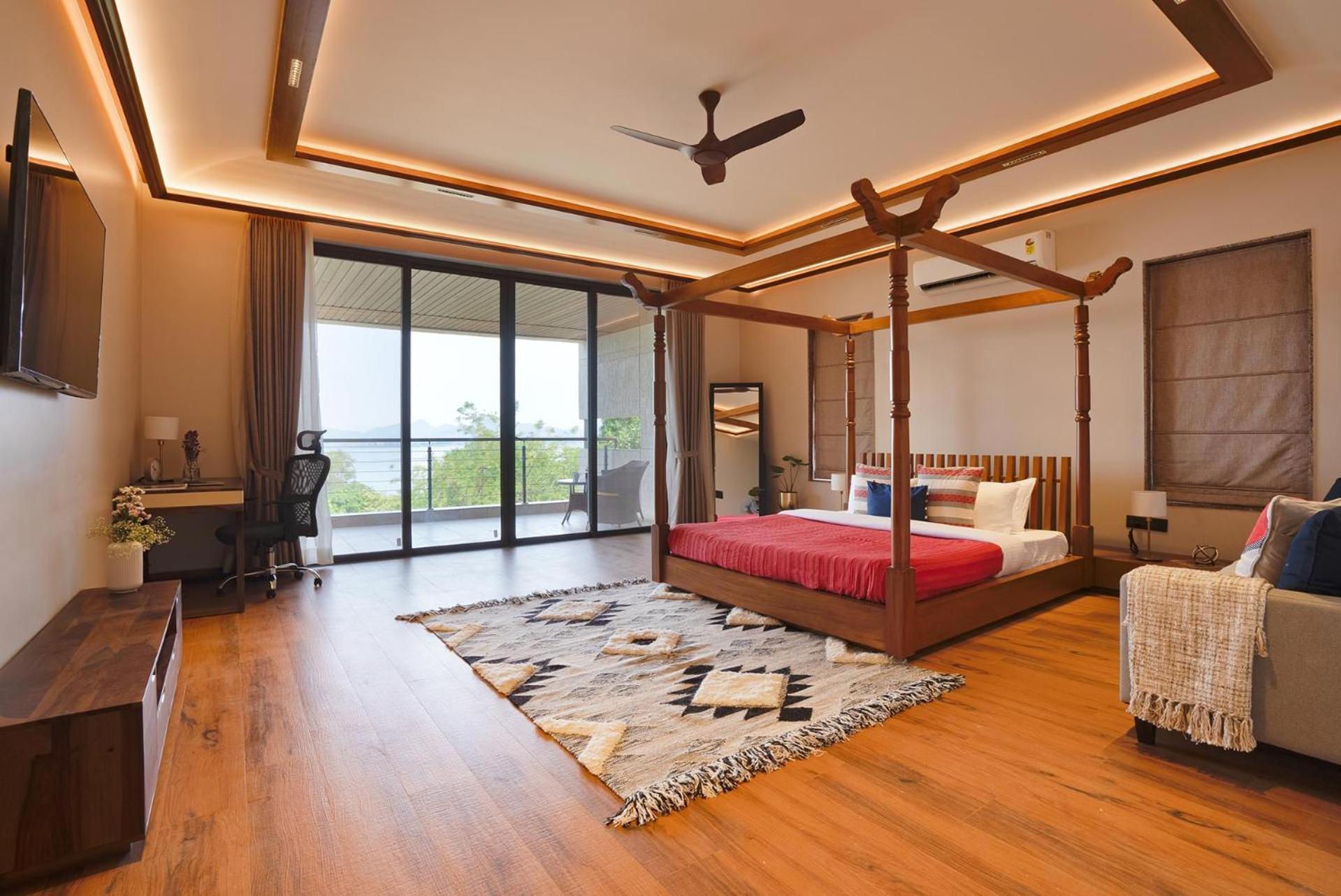 Pearl Lakeview Mansion By Stayvista - Lakeside Villa With Infinity Pool, Jacuzzi, In-House Theatre & Games Room Igatpuri Eksteriør bilde